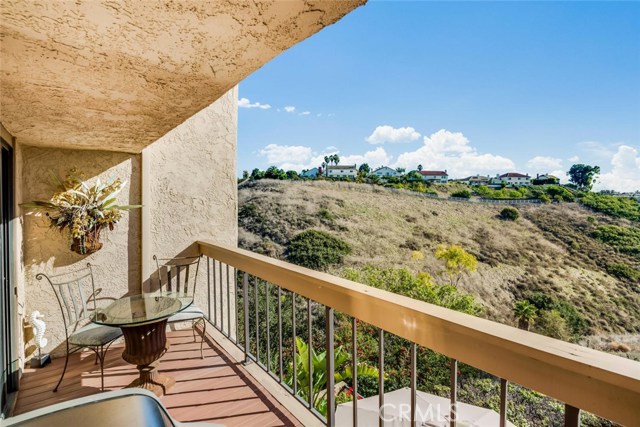 8 Peartree Lane, Rolling Hills Estates, California 90274, 2 Bedrooms Bedrooms, ,2 BathroomsBathrooms,Residential,Sold,Peartree,PV18179974