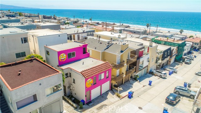 216 39th Street, Manhattan Beach, California 90266, 2 Bedrooms Bedrooms, ,2 BathroomsBathrooms,Residential,Sold,39th,SB19218837