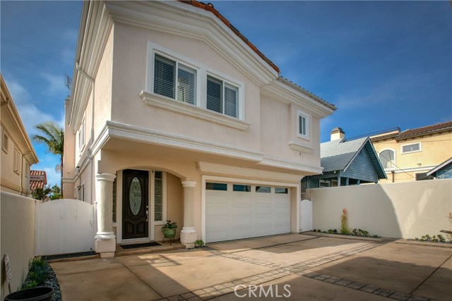 231 Helberta Avenue, Redondo Beach, California 90277, 4 Bedrooms Bedrooms, ,2 BathroomsBathrooms,Residential,Sold,Helberta,SB19006970
