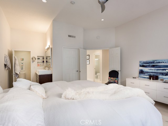 2021 Carnegie Lane, Redondo Beach, California 90278, 3 Bedrooms Bedrooms, ,2 BathroomsBathrooms,Residential,Sold,Carnegie,SB19152326