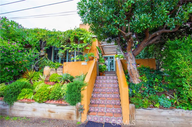 Photo of 31692 Jewel Avenue, Laguna Beach, CA 92651
