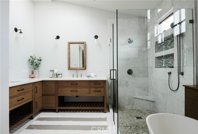 539 23rd Street, Manhattan Beach, California 90266, 5 Bedrooms Bedrooms, ,2 BathroomsBathrooms,Residential,Sold,23rd,SB21059502