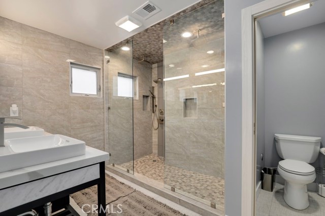2031 Hillcrest Drive, Hermosa Beach, California 90254, 3 Bedrooms Bedrooms, ,4 BathroomsBathrooms,Residential,Sold,Hillcrest,PW20026303