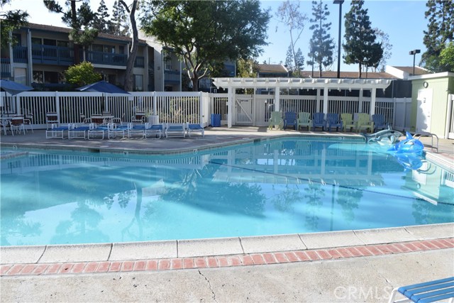 605 Prospect Avenue, Redondo Beach, California 90277, 1 Bedroom Bedrooms, ,1 BathroomBathrooms,Residential,Sold,Prospect,SB18137475