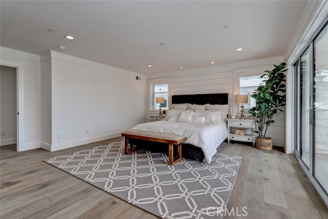 702 Loma Drive, Hermosa Beach, California 90254, 3 Bedrooms Bedrooms, ,3 BathroomsBathrooms,Residential,Sold,Loma,SB18137124