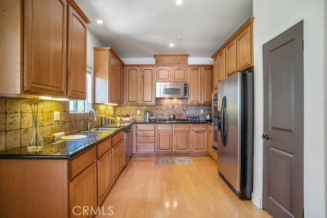 2104 Vanderbilt Lane, Redondo Beach, California 90278, 3 Bedrooms Bedrooms, ,3 BathroomsBathrooms,Residential,Sold,Vanderbilt,SB18228113