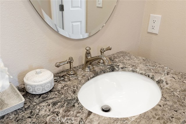 125 Lucia Avenue, Redondo Beach, California 90277, 3 Bedrooms Bedrooms, ,1 BathroomBathrooms,Residential,Sold,Lucia,SB20095543