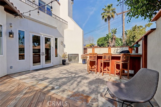 3524 Laurel Avenue, Manhattan Beach, California 90266, 5 Bedrooms Bedrooms, ,2 BathroomsBathrooms,Residential,Sold,Laurel,SB17280201