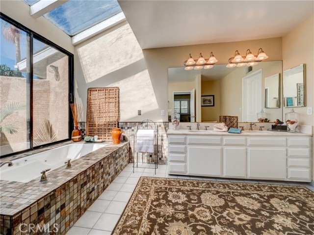 1904 Lasita Place, Rancho Palos Verdes, California 90275, 4 Bedrooms Bedrooms, ,2 BathroomsBathrooms,Residential,Sold,Lasita,PV18237817