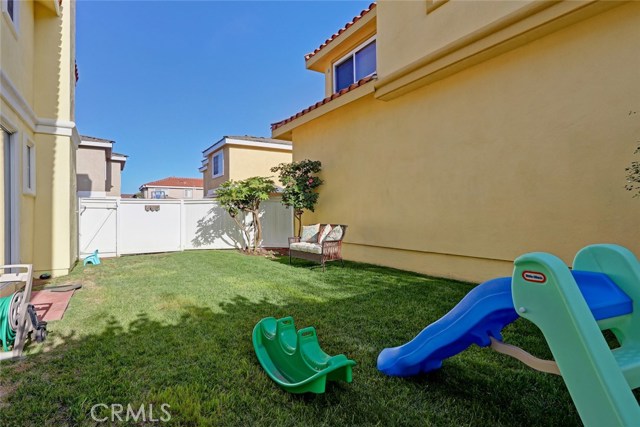 2004 Gates Avenue, Redondo Beach, California 90278, 4 Bedrooms Bedrooms, ,2 BathroomsBathrooms,Residential,Sold,Gates,SB18097486