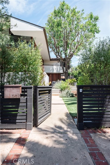 587 36th Street, Manhattan Beach, California 90266, 3 Bedrooms Bedrooms, ,2 BathroomsBathrooms,Residential,Sold,36th,SB21105044