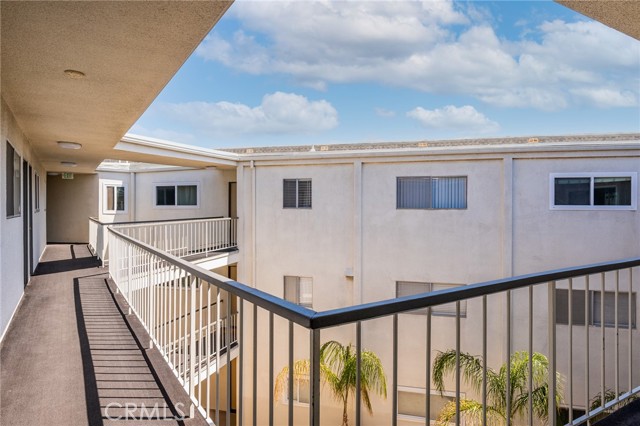 1108 Camino Real, Redondo Beach, California 90277, 3 Bedrooms Bedrooms, ,1 BathroomBathrooms,Residential,Sold,Camino Real,SB21068588