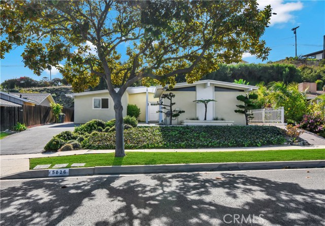 5026 Kingspine Road, Rolling Hills Estates, California 90274, 3 Bedrooms Bedrooms, ,2 BathroomsBathrooms,Residential,Sold,Kingspine,SB20236769