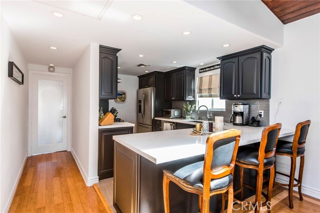2026 Hillcrest Drive, Hermosa Beach, California 90254, 3 Bedrooms Bedrooms, ,2 BathroomsBathrooms,Residential,Sold,Hillcrest,SB19110998