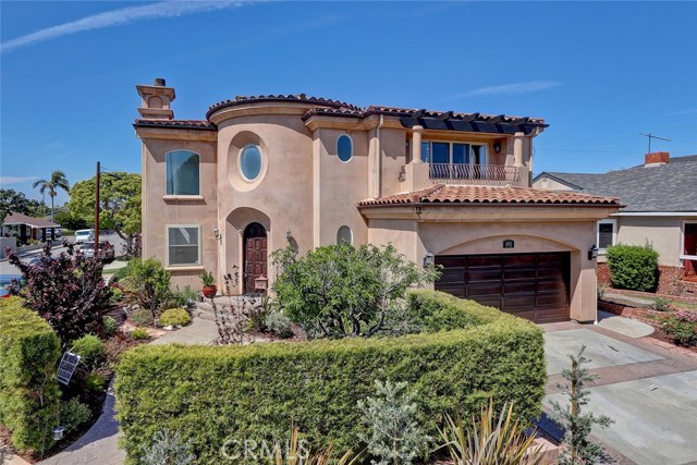 1601 19th Street, Manhattan Beach, California 90266, 4 Bedrooms Bedrooms, ,3 BathroomsBathrooms,Residential,Sold,19th,SB19095316