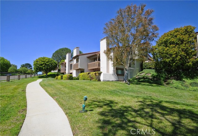 17 Seaview Drive, Rolling Hills Estates, California 90274, 3 Bedrooms Bedrooms, ,2 BathroomsBathrooms,Residential,Sold,Seaview,PV19273512