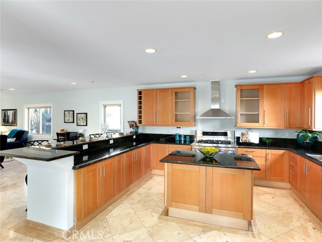 512 Juanita Avenue, Redondo Beach, California 90277, 3 Bedrooms Bedrooms, ,3 BathroomsBathrooms,Residential,Sold,Juanita,SB17222530