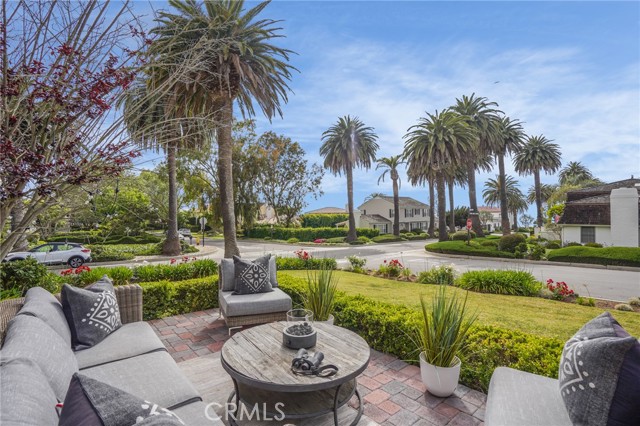 1640 Chelsea Road, Palos Verdes Estates, California 90274, 5 Bedrooms Bedrooms, ,2 BathroomsBathrooms,Residential,Sold,Chelsea,SB21117455