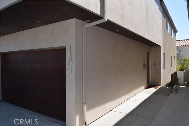 1604 Carlson Lane, Redondo Beach, California 90278, 4 Bedrooms Bedrooms, ,3 BathroomsBathrooms,Residential,Sold,Carlson,SB20206850