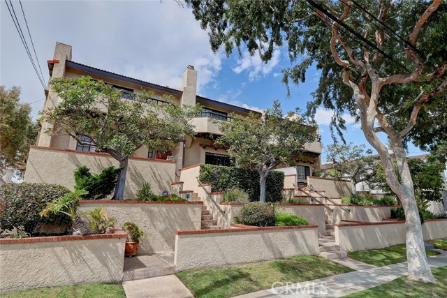 2501 Grant Avenue, Redondo Beach, California 90278, 3 Bedrooms Bedrooms, ,2 BathroomsBathrooms,Residential,Sold,Grant,SB19107717