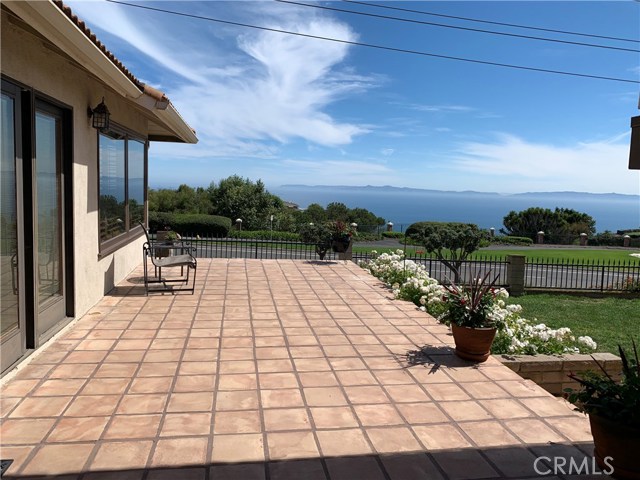 5810 Sunmist Drive, Rancho Palos Verdes, California 90275, 4 Bedrooms Bedrooms, ,3 BathroomsBathrooms,Residential,Sold,Sunmist,SB19187283