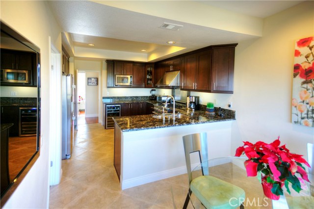 75 Hilltop Circle, Rancho Palos Verdes, California 90275, 3 Bedrooms Bedrooms, ,2 BathroomsBathrooms,Residential,Sold,Hilltop,BB17275527
