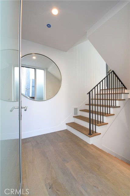 222 1st Place, Manhattan Beach, California 90266, 3 Bedrooms Bedrooms, ,3 BathroomsBathrooms,Residential,Sold,1st,SB19222616