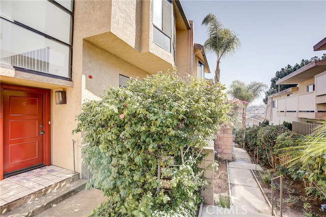 1919 Marshallfield Lane, Redondo Beach, California 90278, 3 Bedrooms Bedrooms, ,3 BathroomsBathrooms,Residential,Sold,Marshallfield,SB20041815