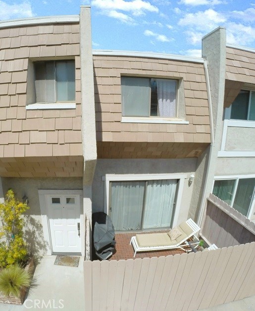 1155 11th Street, Manhattan Beach, California 90266, 3 Bedrooms Bedrooms, ,2 BathroomsBathrooms,Residential,Sold,11th,SB17066089