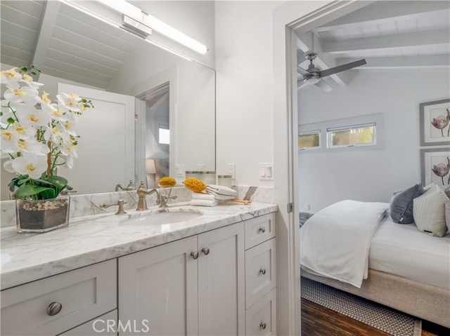 2616 Pine Avenue, Manhattan Beach, California 90266, 3 Bedrooms Bedrooms, ,1 BathroomBathrooms,Residential,Sold,Pine,SB21005852