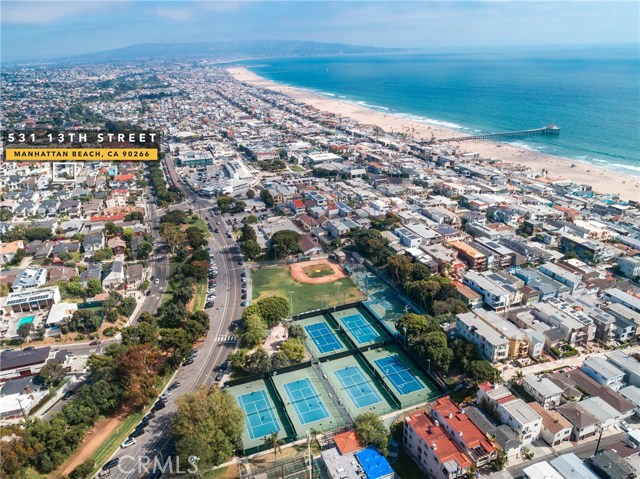 531 13th Street, Manhattan Beach, California 90266, 4 Bedrooms Bedrooms, ,2 BathroomsBathrooms,Residential,Sold,13th,SB20116052