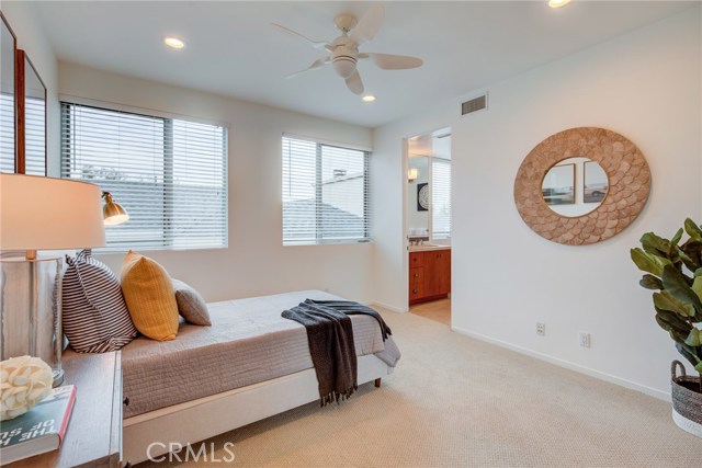 2400 Palm Avenue, Manhattan Beach, California 90266, 4 Bedrooms Bedrooms, ,4 BathroomsBathrooms,Residential,Sold,Palm,SB20055026