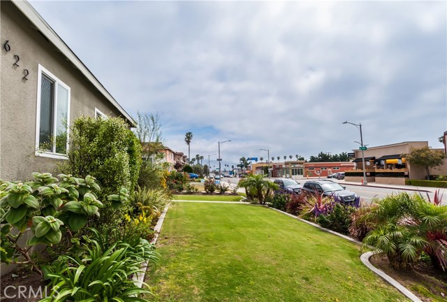 622 Pacific Coast, Redondo Beach, California 90277, ,Residential Income,Sold,Pacific Coast,SB17098298