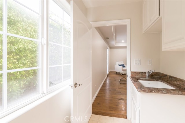 2515 Voorhees Avenue, Redondo Beach, California 90278, 4 Bedrooms Bedrooms, ,4 BathroomsBathrooms,Residential,Sold,Voorhees,SB18062969