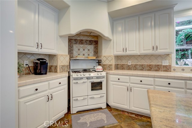 1144 9th Street, Hermosa Beach, California 90254, 5 Bedrooms Bedrooms, ,4 BathroomsBathrooms,Residential,Sold,9th,SB19216948