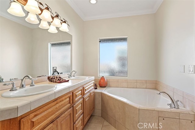 220 23rd Street, Manhattan Beach, California 90266, 3 Bedrooms Bedrooms, ,1 BathroomBathrooms,Residential,Sold,23rd,OC19050321