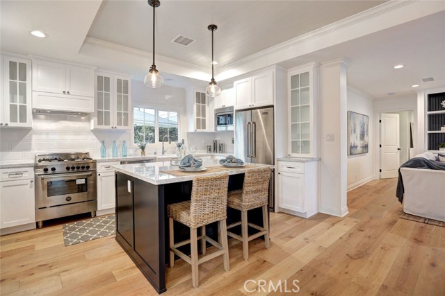 2208 Wendy Way, Manhattan Beach, California 90266, 3 Bedrooms Bedrooms, ,2 BathroomsBathrooms,Residential,Sold,Wendy,SB17249870