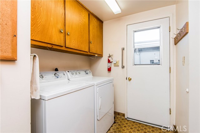 724 13th Street, Manhattan Beach, California 90266, 4 Bedrooms Bedrooms, ,2 BathroomsBathrooms,Residential,Sold,13th,SB17253786