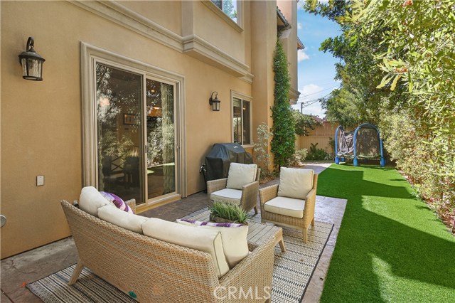 2403 Gates Avenue, Redondo Beach, California 90278, 4 Bedrooms Bedrooms, ,3 BathroomsBathrooms,Residential,Sold,Gates,SB20180622