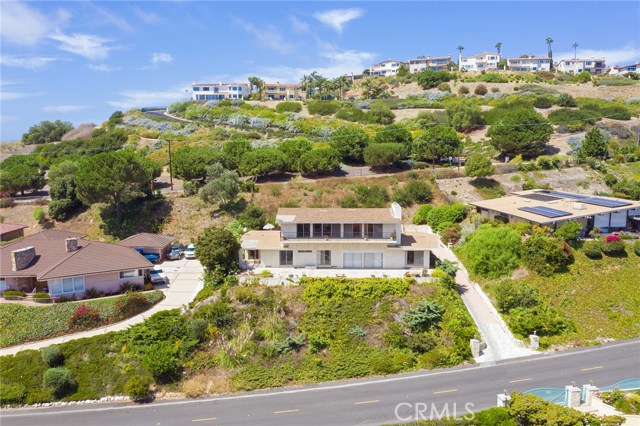 3438 Starline Drive, Rancho Palos Verdes, California 90275, 4 Bedrooms Bedrooms, ,5 BathroomsBathrooms,Residential,Sold,Starline,PV19218463