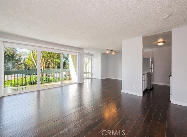 904 Camino Real, Redondo Beach, California 90277, 2 Bedrooms Bedrooms, ,2 BathroomsBathrooms,Residential,Sold,Camino Real,SB20150220