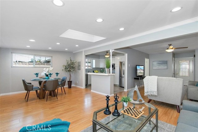 2607 183rd Street, Redondo Beach, California 90278, 3 Bedrooms Bedrooms, ,1 BathroomBathrooms,Residential,Sold,183rd,SB20233628