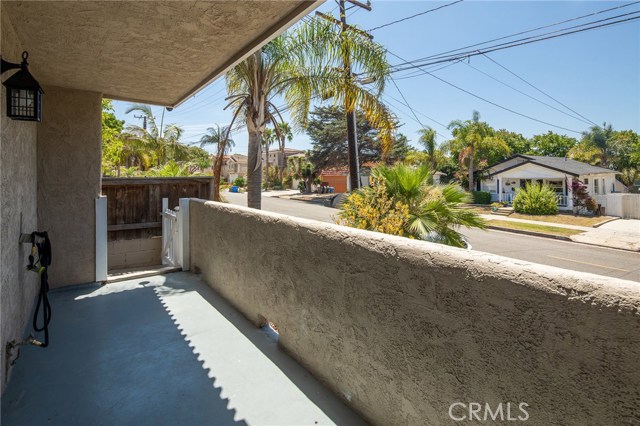 834 Lucia Avenue, Redondo Beach, California 90277, 3 Bedrooms Bedrooms, ,2 BathroomsBathrooms,Residential,Sold,Lucia,SB18180242