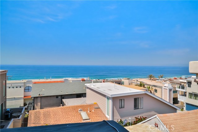 329 21st Place, Manhattan Beach, California 90266, 3 Bedrooms Bedrooms, ,3 BathroomsBathrooms,Residential,Sold,21st,SB17085113