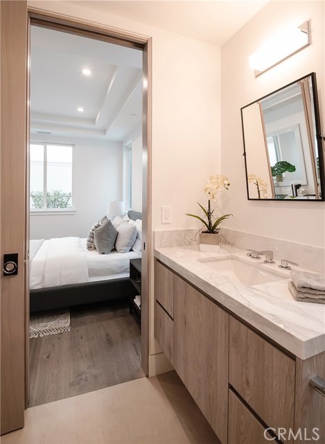 705 Crest Drive, Manhattan Beach, California 90266, 5 Bedrooms Bedrooms, ,2 BathroomsBathrooms,Residential,Sold,Crest,SB20098855