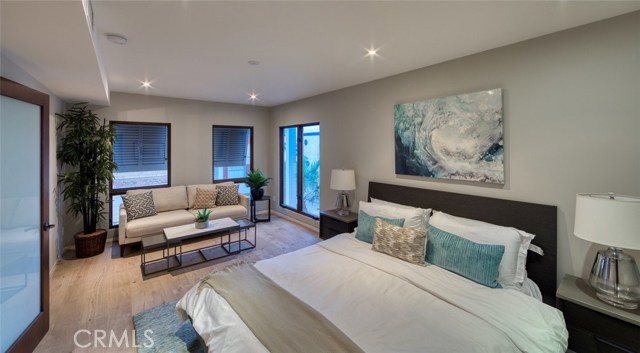 221 36th Street, Manhattan Beach, California 90266, 3 Bedrooms Bedrooms, ,3 BathroomsBathrooms,Residential,Sold,36th,SB20135528