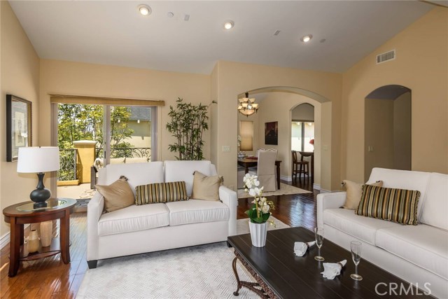 2211 Mathews Avenue, Redondo Beach, California 90278, 3 Bedrooms Bedrooms, ,2 BathroomsBathrooms,Residential,Sold,Mathews,PV18184531