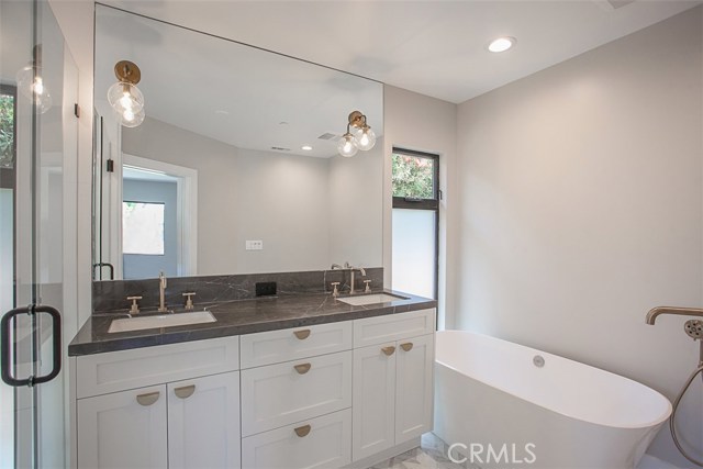 3304 Mcbain Avenue, Redondo Beach, California 90278, 4 Bedrooms Bedrooms, ,2 BathroomsBathrooms,Residential,Sold,Mcbain,SB18152689