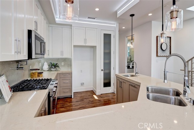 1730 Steinhart Avenue, Redondo Beach, California 90278, 4 Bedrooms Bedrooms, ,3 BathroomsBathrooms,Residential,Sold,Steinhart,SB18227976 1730 Steinhart Avenue, Redondo Beach, California 90278, 4 Bedrooms Bedrooms, ,3 BathroomsBathrooms,Residential,Sold,Steinhart,SB18227976