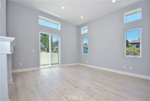 118 Irena Avenue, Redondo Beach, California 90277, 3 Bedrooms Bedrooms, ,3 BathroomsBathrooms,Residential,Sold,Irena,SB18141589